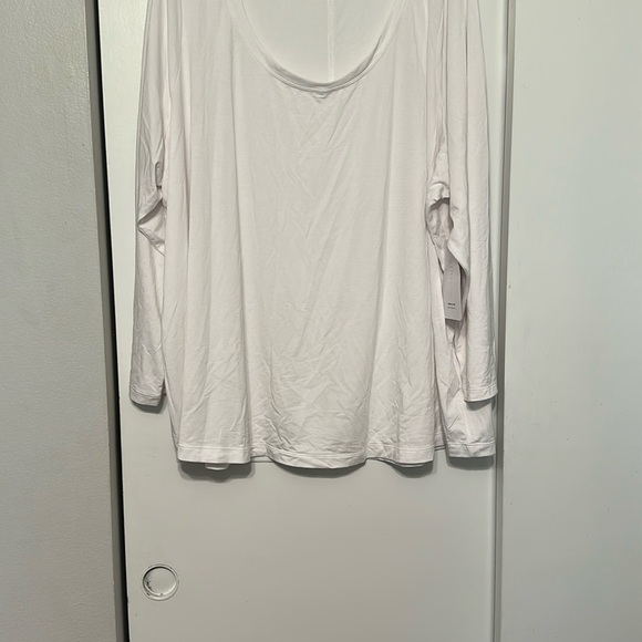 Athleta Stratus II Top in White Size 3x - Picture 3 of 5